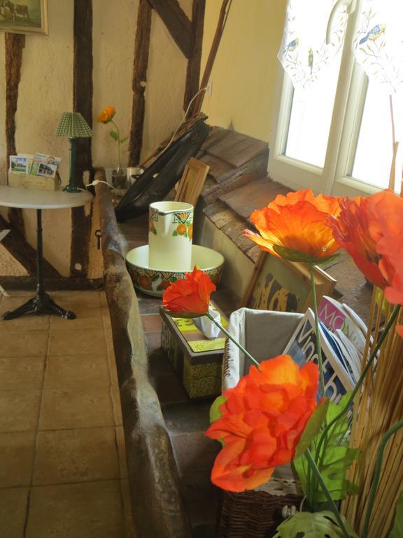 Bed and Breakfast Les Logis Du Breuil Marchéville Exterior foto
